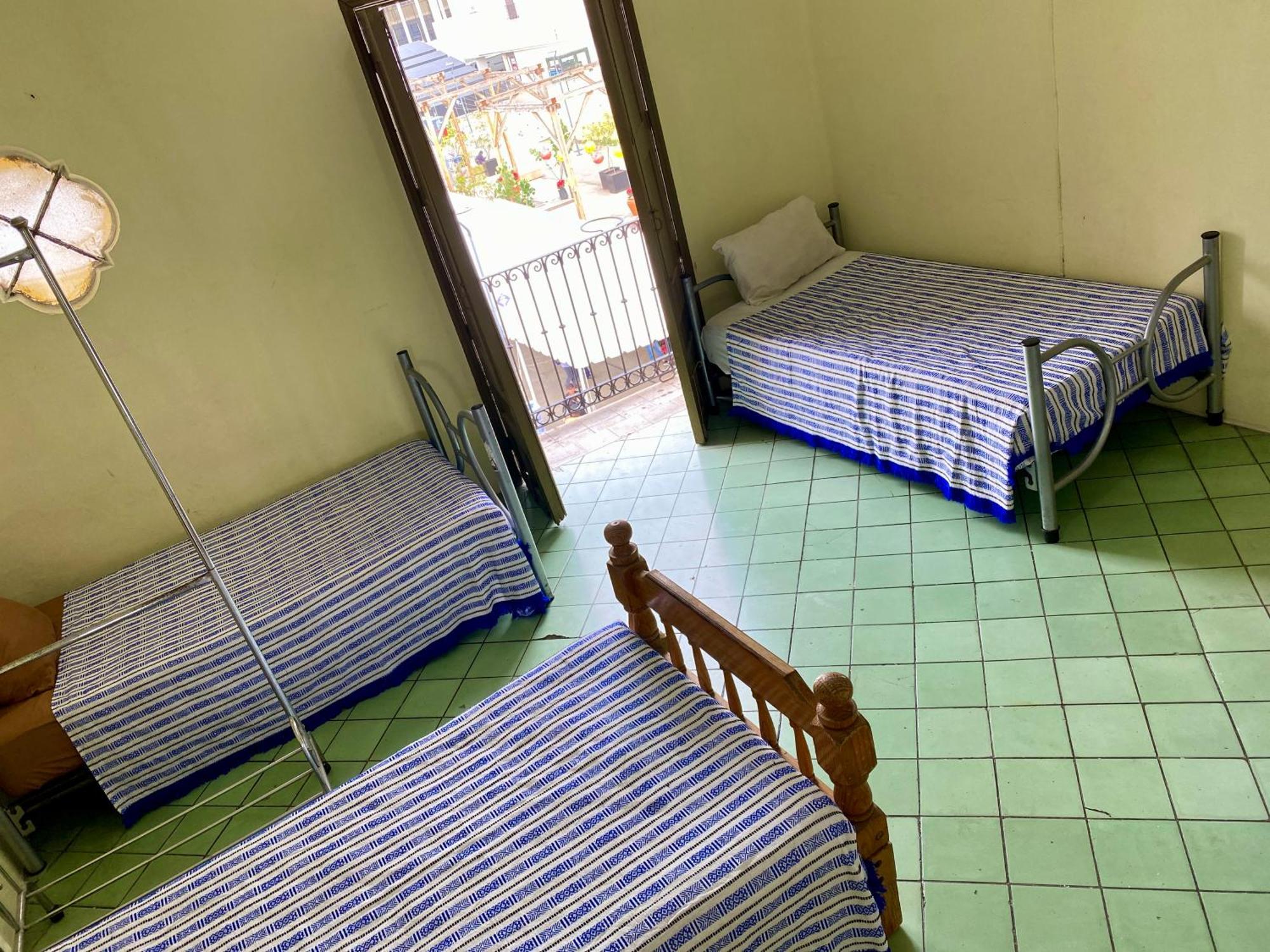 גואדלחארה Hostal Santuario De Las Libelulas מראה חיצוני תמונה