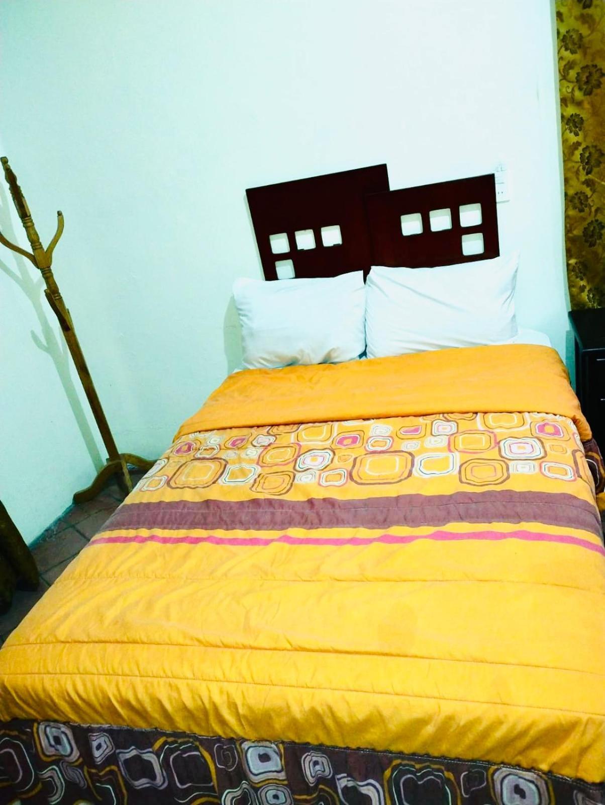 גואדלחארה Hostal Santuario De Las Libelulas מראה חיצוני תמונה